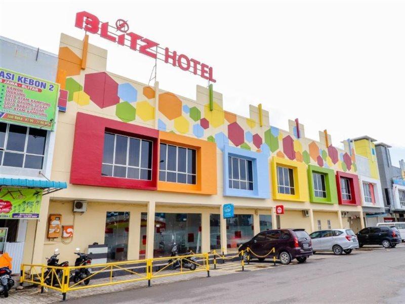 Hotel Blitz Batam Exterior foto
