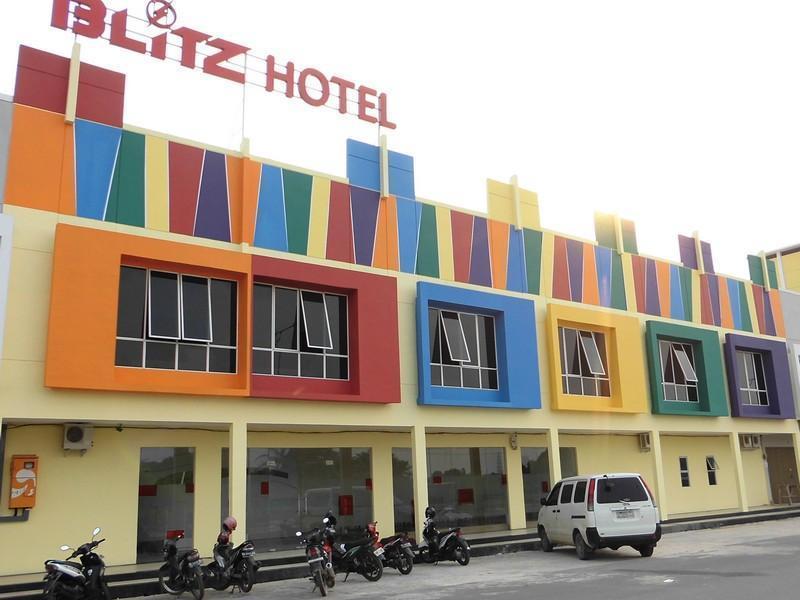 Hotel Blitz Batam Exterior foto